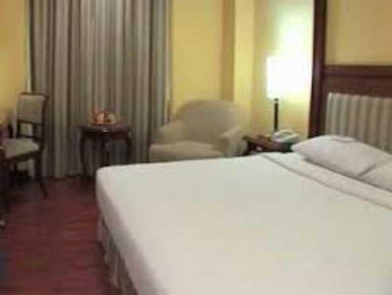 Hotel Ibis Mangga Dua Yakarta Exterior foto