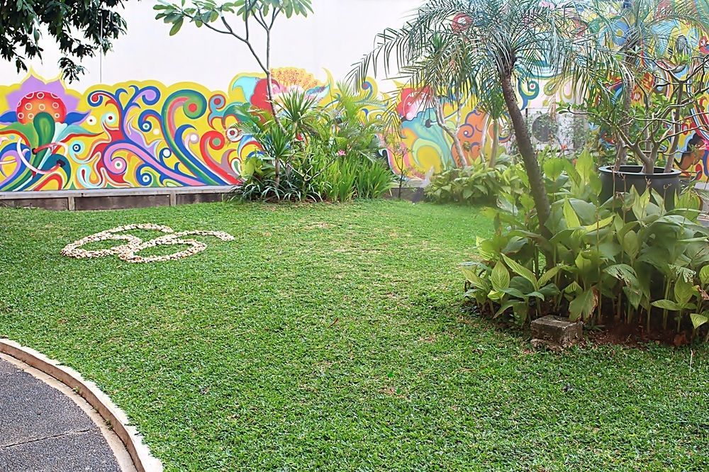 Hotel Ibis Mangga Dua Yakarta Exterior foto